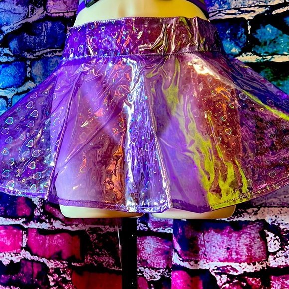 NEW Purple Vinyl Skirt - Picture 4 of 13